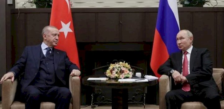 Erdoğan Putin'le yaklaşık bir saat süren telefon görüşmesinde “acil ateşkes” çağrısı yaptı