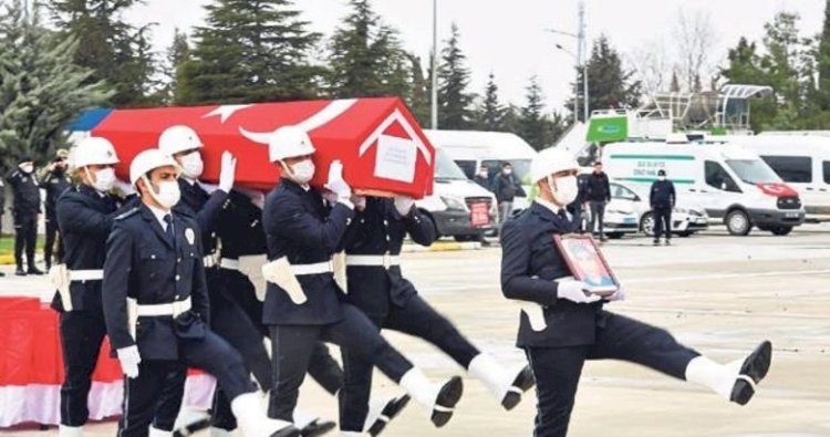Şehit polisin naaşı memleketi Balıkesir’e törenle uğurlandı