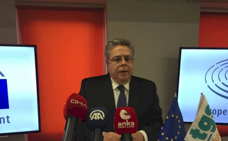 AP Raportöründen Türkiye'ye Mesaj