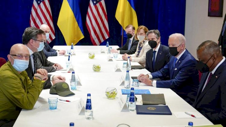 ABD Başkanı Biden Polonya'da Ukraynalı bakanlarla görüştü: Dünyanın birlik olması Rusya'yı şaşırttı