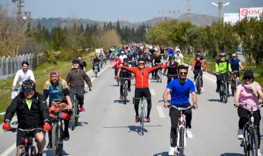 Muğlalılardan Toplu Bisiklet Turuna Büyük İlgi