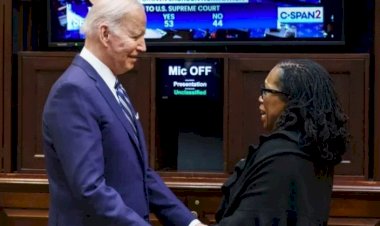 Ketanji Jackson: ABD Senatosu'nun onayladığı yargıç, Anayasa Mahkemesi'nin ilk siyah kadın üyesi olacak