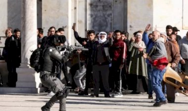 Harem-üş Şerif'te İsrail polisinin müdahalesi sonucu 150'den fazla Filistinli yaralandı