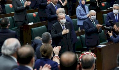 'Erdoğan hükümetine karşı AKP'de tepki büyüyor'