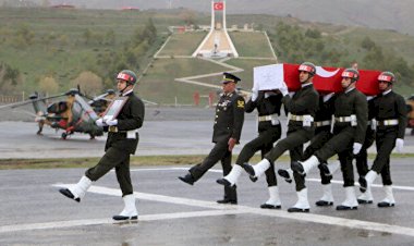 Şehit teğmen Kaan Kanlıkuyu'nun naaşı törenle memleketine uğurlandı