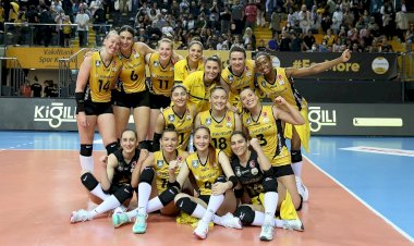 Kupaları tek tek topluyor! Sultanlar Ligi'nde ilk finalist Vakıfbank