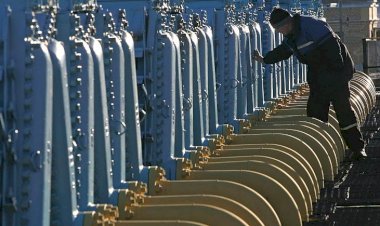AB, Polonya ve Bulgaristan'a gaz akışını kesen Rusya'yı şantaj yapmakla suçladı