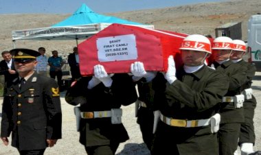 Şehit Fırat Canlı Kahramanmaraş’ta son yolculuğuna uğurlandı