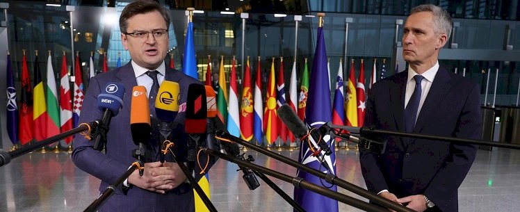 Ukrayna'nın NATO'dan beklentisi: "Silah, silah, silah"