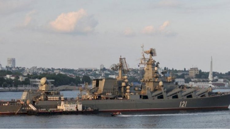 Karadeniz'de 'sembol gemisi' Moskova'yı kaybeden Rusya Kiev'e saldırılarını artırıyor