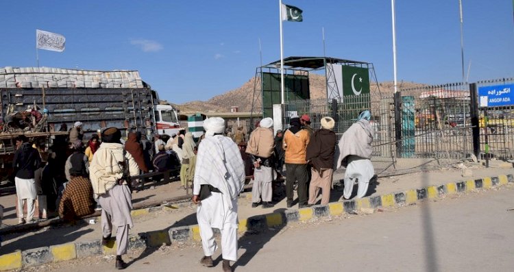 Pakistan ile Afganistan arasında gerginlik tırmanıyor