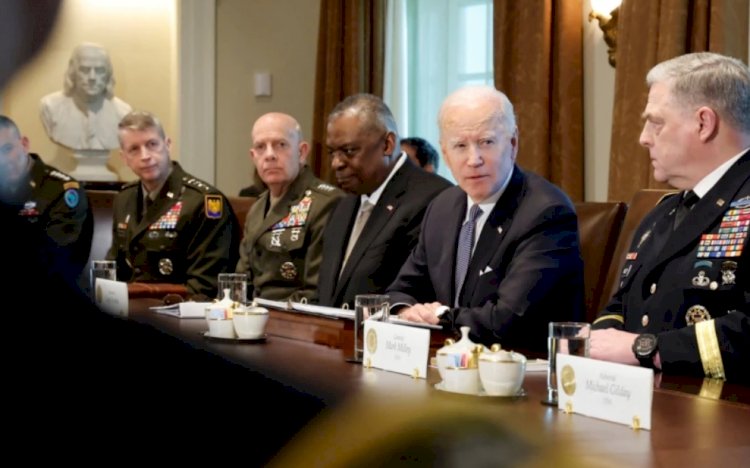 Biden Beyaz Saray’da Askeri Liderleri Ağırladı