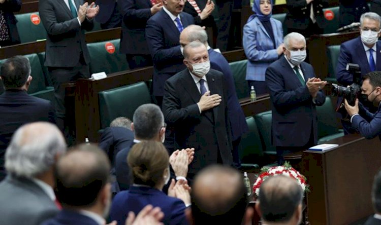 'Erdoğan hükümetine karşı AKP'de tepki büyüyor'