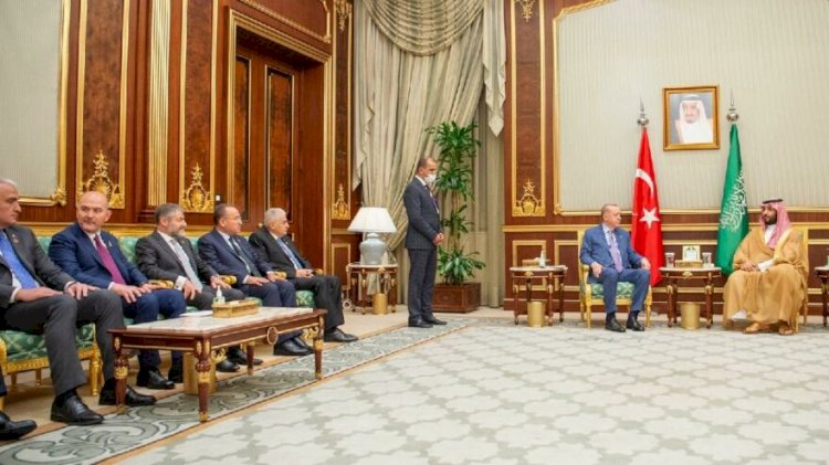 Erdoğan’ın Suudi Arabistan ziyaretinden dikkat çeken kareler