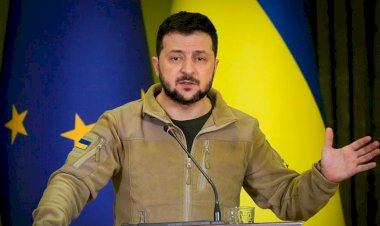 Zelenskiy: 'Türkiye arabuluculuk rolü üstleniyor ama Rus turistleri ağırlıyor'