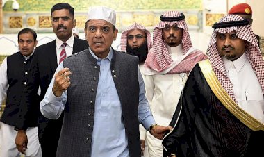 Pakistan Başbakanı Şerif Suudi Arabistan ile mali yardım paketinde anlaştı