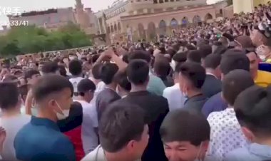 Doğu Türkistan'da 6 yıl sonra ilk bayram namazı kılındı