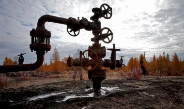 Rus milletvekili: AB Rus petrolünü 3. ülkeler aracılığıyla daha pahalıya alacak