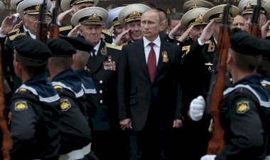 Putin, 9 Mayıs Zafer Günü'nde konuştu: Ukrayna'da ana vatanımızın güvenliğini savunuyoruz