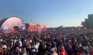 Kılıçdaroğlu, İstanbul'daki Milletin Sesi mitinginde 'Sizi korkutarak bu sistemi ayakta tutmak istiyorlar'