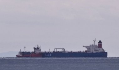 İran İki Yunan Tankerine El Koydu