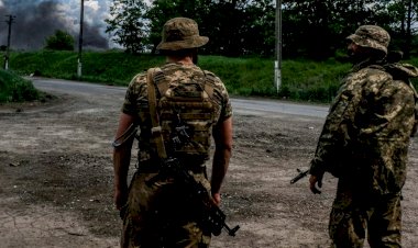 Rusya Ukrayna'nın doğusundaki saldırılarını artırıyor
