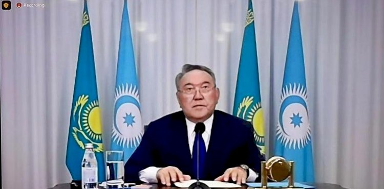 Kazakistan: 'Anayasa'da Nazarbayev'in kurucu cumhurbaşkanı statüsüne gerek yok'