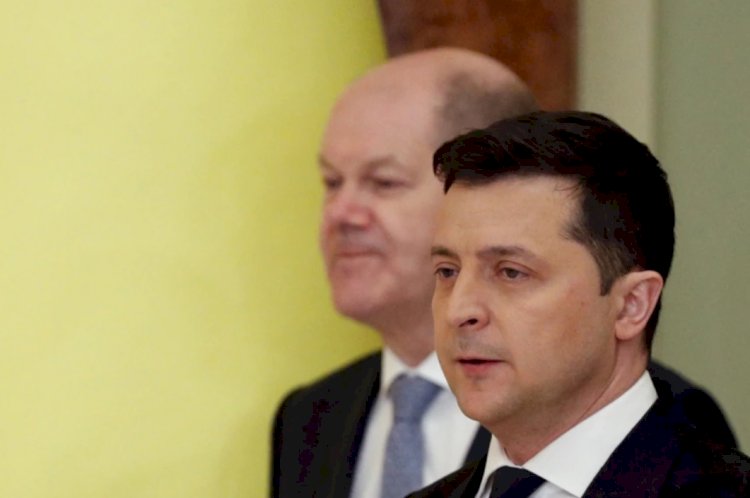 Zelenski’den Scholz’u Zor Durumda Bırakan Davet