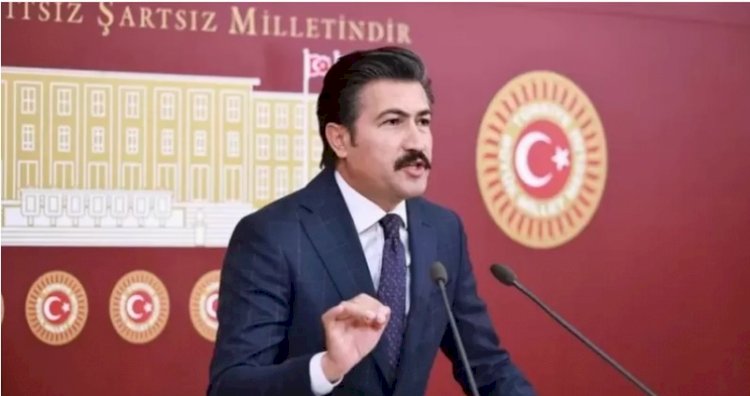 Cahit Özkan, AKP Grup Başkanvekilliği görevinden alındı