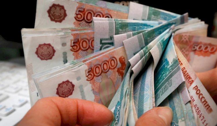 Ruble Euro Karşısında 7 Yılın Zirvesinde