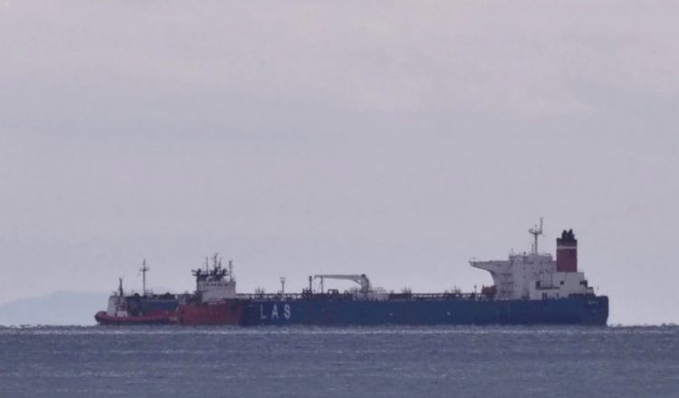 İran İki Yunan Tankerine El Koydu