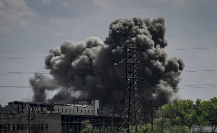 Donbas Yoğun Topçu Ateşine Direniyor