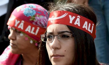 2022 yılında siyaseti Alevi kimliği üzerinden tartışmak