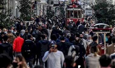Çıplak dolaşma, sokakta cinsel ilişki, kendini yakma...Bu eylemler neden yaşanıyor?