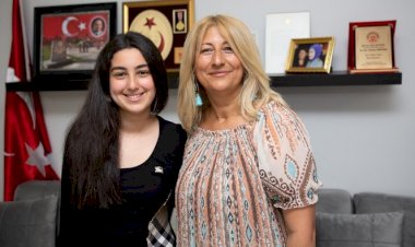 Şehit kızının mezuniyet gururu "Babamın yolundan gidip devlete hizmet etmek istiyorum"
