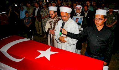 Şehit Uzman Çavuş Abdullah Bayram, Diyarbakır'da son yolculuğuna uğurlandı
