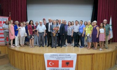  Çameria Arnavutlarına karşı işlenen katliam 78. yıl dönümünde Foça’da anıldı.