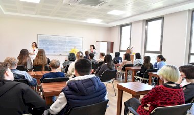 Ukraynalı öğretmenlere 21 Temmuz'a kadar süre: Belgeyi imzalamayanlara düşman muamelesi