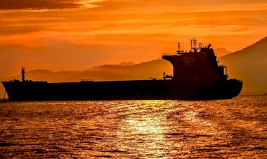 Rus petrolünü Yunan gemileri taşıyor