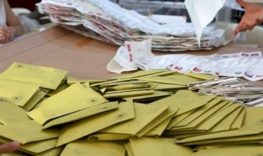 Seçim anket sonuçları: AKP eriyor, İYİ Parti yükselişte