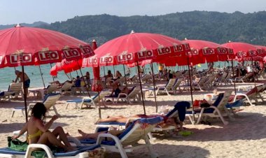 Ruslar, artan fiyatlar ve Rus karşıtlığı nedeniyle yurt dışı tatil planlarından vazgeçiyor