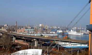 Rusya, tahıl koridoru anlaşmasından bir gün sonra Odesa limanını vurdu