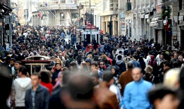 MetroPOLL anketinden dikkat çeken sonuç: AK Partililerin yüzde 40'nın refah seviyesi düştü