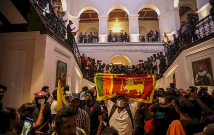 Sri Lanka’da başbakanın evi ateşe verildi
