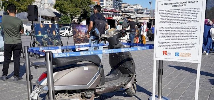  15 Temmuz'un sembolü motosiklet Üsküdar Meydanı'nda