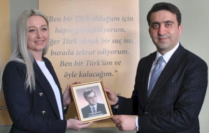 Ahmet Mete'nin cenaze törenine gelen YTB Başkan Yardımcısı Turus’a Yunanistan'dan giriş engeli!