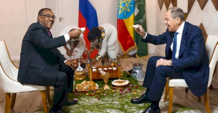 Rusya Dışişleri Bakanı Lavrov, Afrika turunda Kremlin'in 'diplomatik nüfuzunu' gösterdi