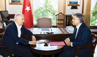 Abdullah Gül KARAR'a konuştu: Din siyasetin dışında olmalı