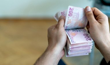 Bankalar emekliye verdikleri promosyonu güncelledi: 3 yıllık sözleşmeye 7 bin 500 TL
