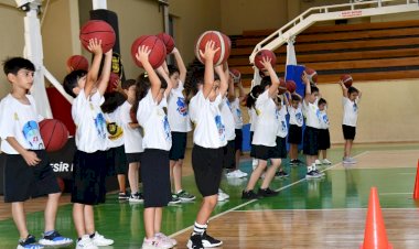 Sporla dolu bir yaz